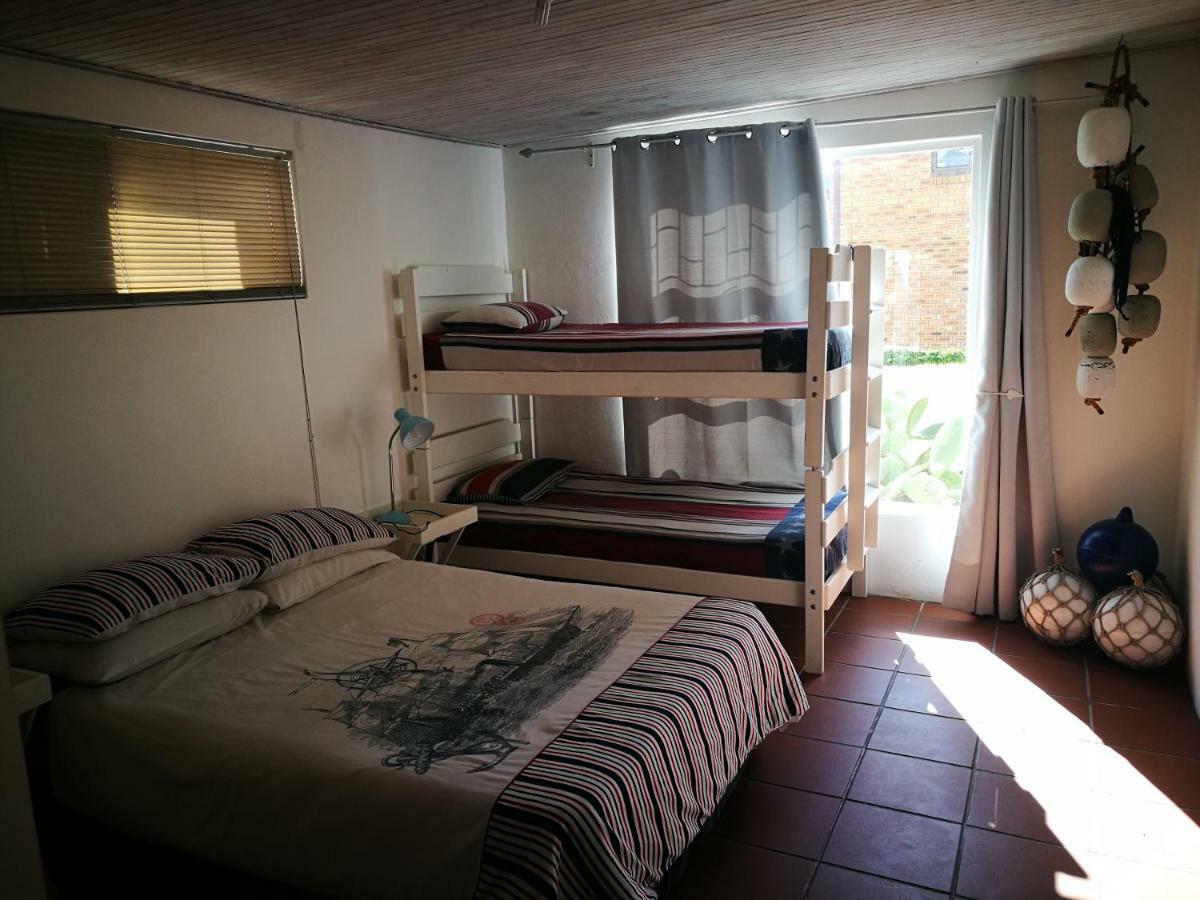 Due South Guest House Langebaan Buitenkant foto
